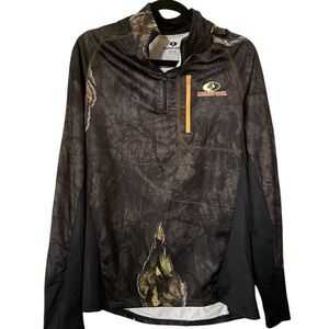 Mossy Oak Black and Gray Logo Shirt